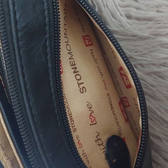 STONEMOUNTAIN - Picture 9 of 12